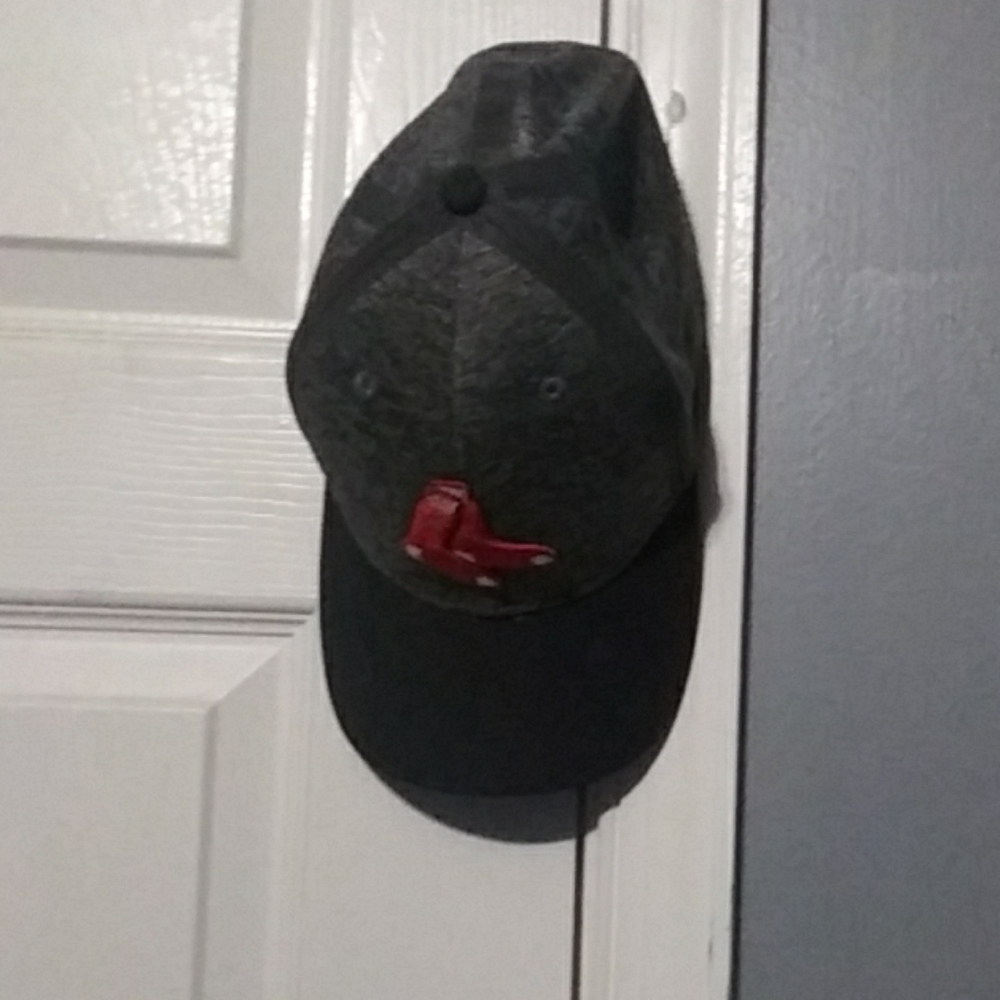 NEW Baseball hat - Picture 2 of 7